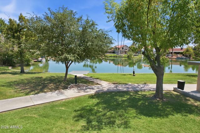 2137 S CATARINA Circle, Mesa, AZ 85202
