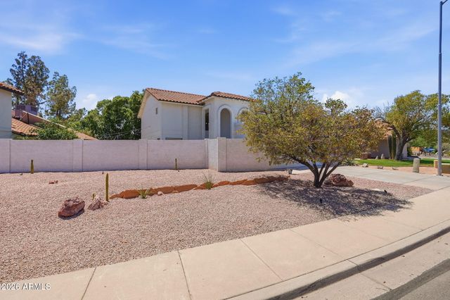 2137 S CATARINA Circle, Mesa, AZ 85202