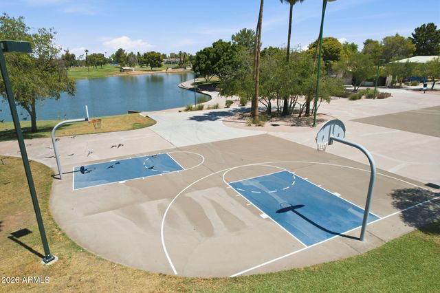 2137 S CATARINA Circle, Mesa, AZ 85202