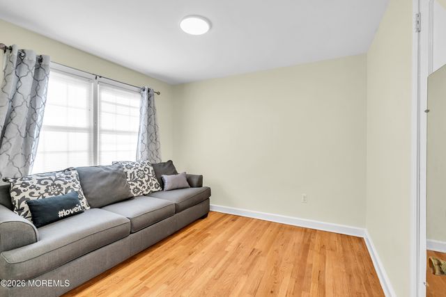 43 Salem Lane, Little Silver, NJ 07739