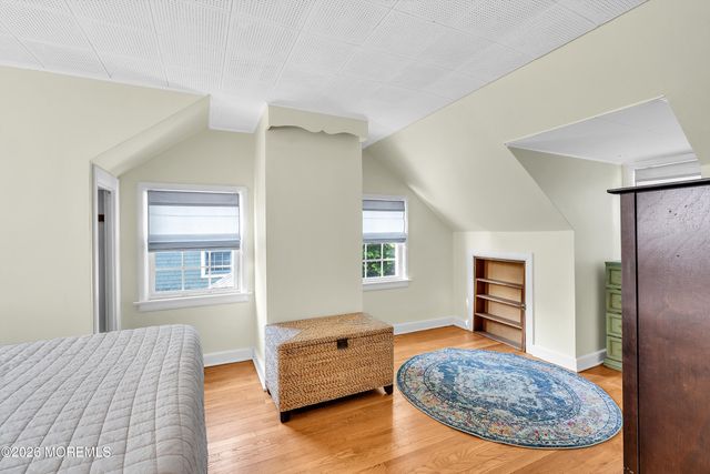 43 Salem Lane, Little Silver, NJ 07739