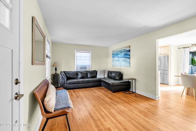 43 Salem Lane, Little Silver, NJ 07739