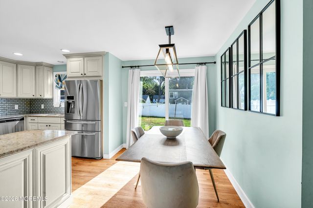 43 Salem Lane, Little Silver, NJ 07739