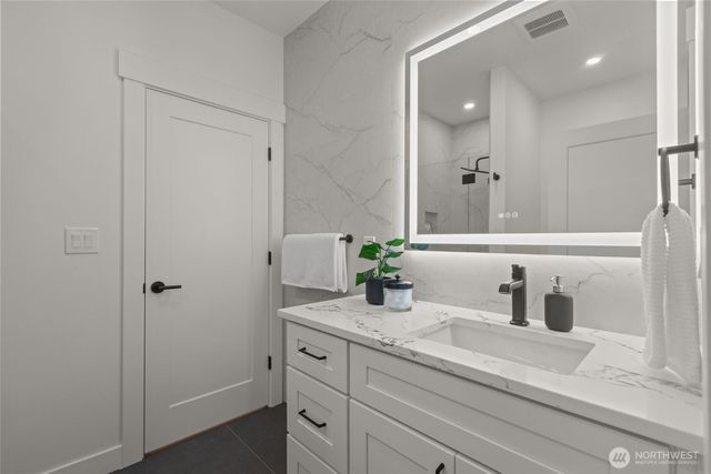 15815 47th Avenue S, Tukwila, WA 98188