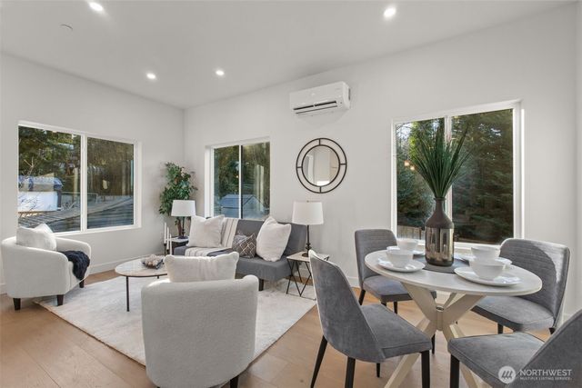 15815 47th Avenue S, Tukwila, WA 98188