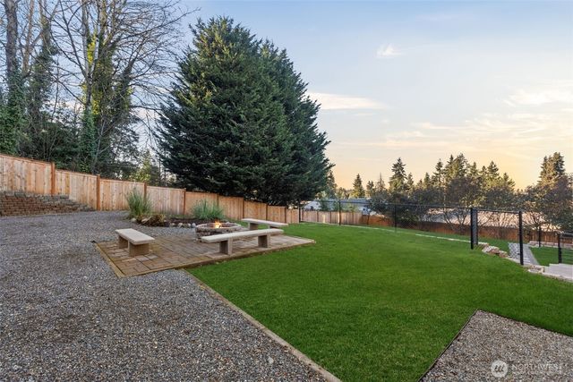 15815 47th Avenue S, Tukwila, WA 98188