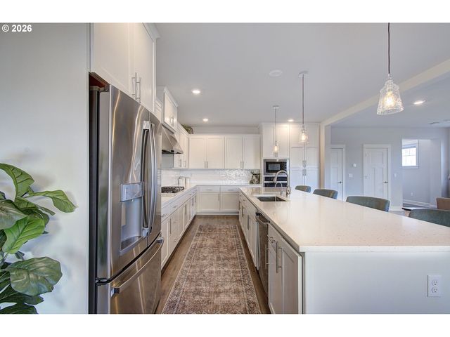 17337 Sw KITE Ln, Beaverton, OR 97007