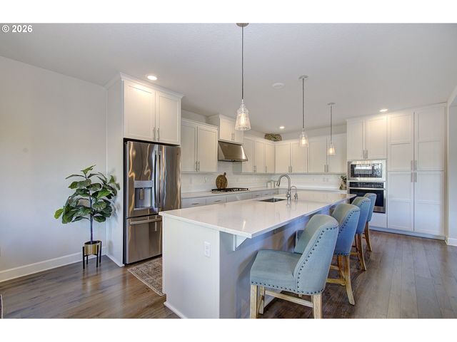 17337 Sw KITE Ln, Beaverton, OR 97007