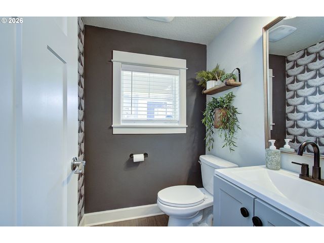 17337 Sw KITE Ln, Beaverton, OR 97007