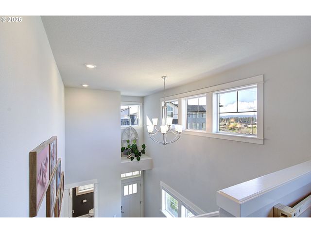 17337 Sw KITE Ln, Beaverton, OR 97007