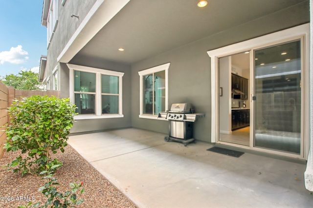 2942 E Appaloosa Road, Gilbert, AZ 85296