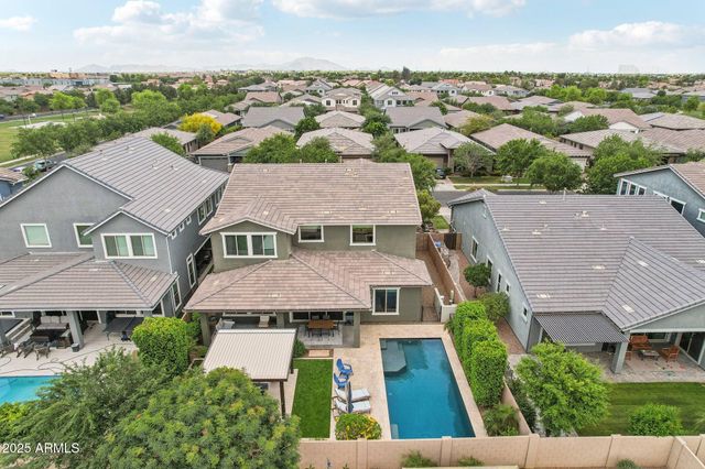 2942 E Appaloosa Road, Gilbert, AZ 85296