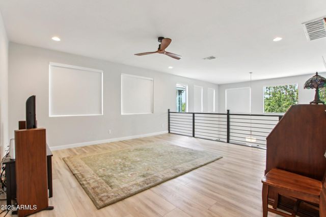 2942 E Appaloosa Road, Gilbert, AZ 85296