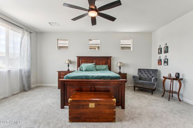 2942 E Appaloosa Road, Gilbert, AZ 85296