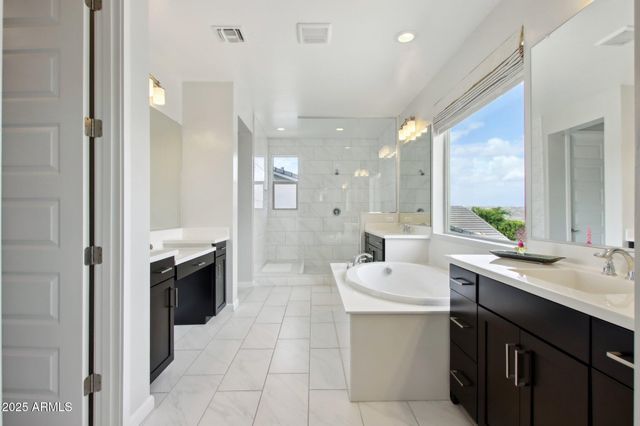 2942 E Appaloosa Road, Gilbert, AZ 85296