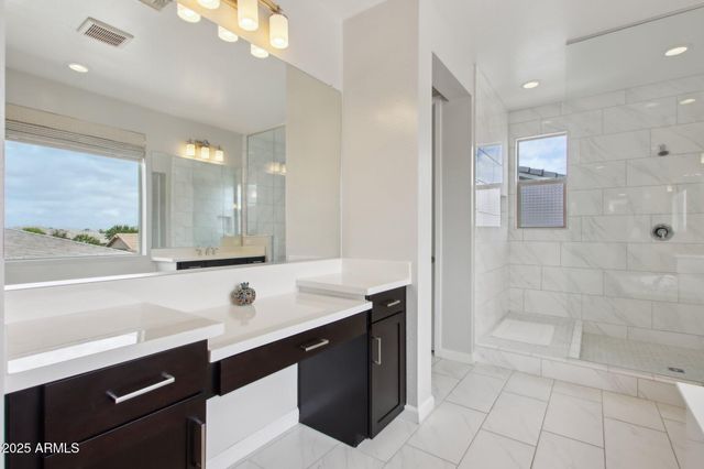 2942 E Appaloosa Road, Gilbert, AZ 85296