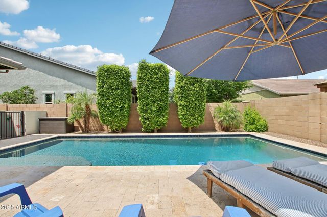 2942 E Appaloosa Road, Gilbert, AZ 85296