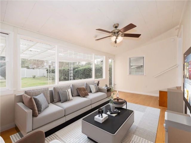 1510 N Maple, Burbank, CA 91505