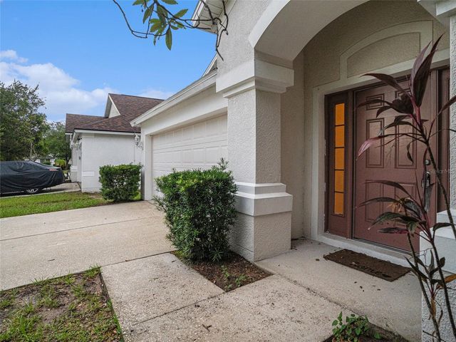 11440 MISTY ISLE LANE, Riverview, FL 33579