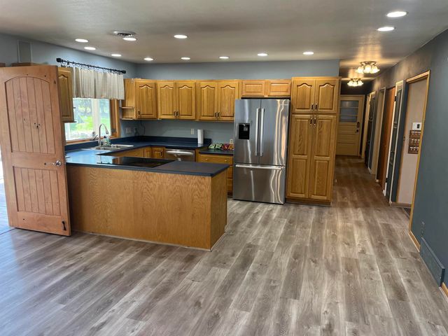 3535 Ansborough Avenue, Waterloo, IA 50701