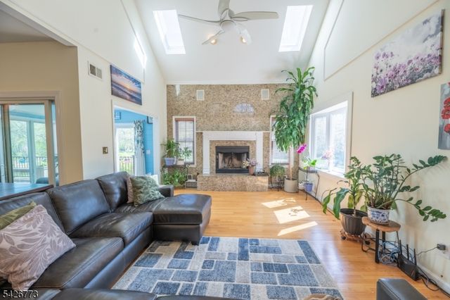 66 Green Valley Dr, Warren Twp., NJ 07059