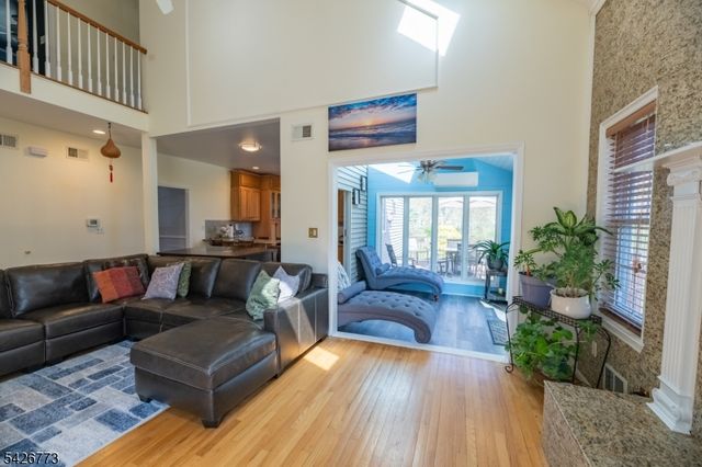 66 Green Valley Dr, Warren Twp., NJ 07059