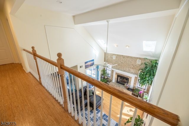 66 Green Valley Dr, Warren Twp., NJ 07059