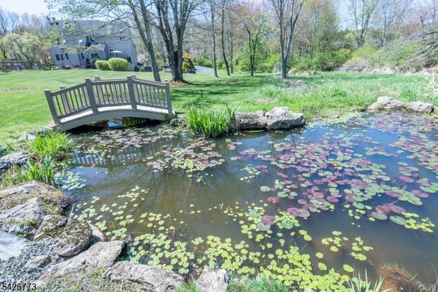 66 Green Valley Dr, Warren Twp., NJ 07059