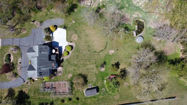 66 Green Valley Dr, Warren Twp., NJ 07059