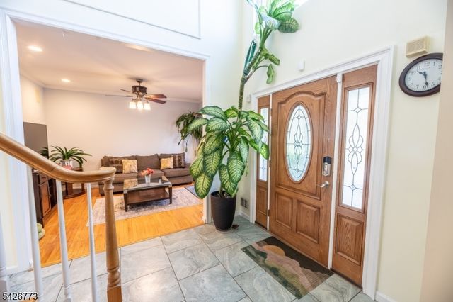 66 Green Valley Dr, Warren Twp., NJ 07059