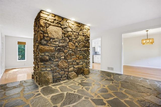 3002 Timberline Road, Marietta, GA 30062