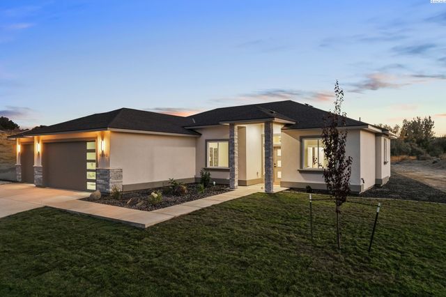 4090 Kingwood St, Kennewick, WA 99337