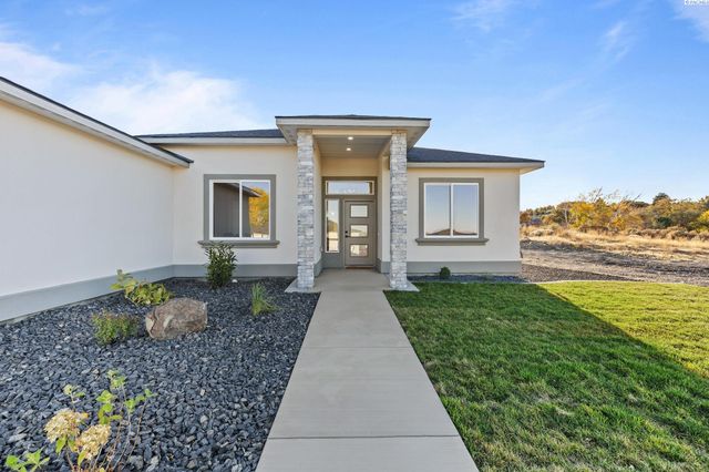 4090 Kingwood St, Kennewick, WA 99337