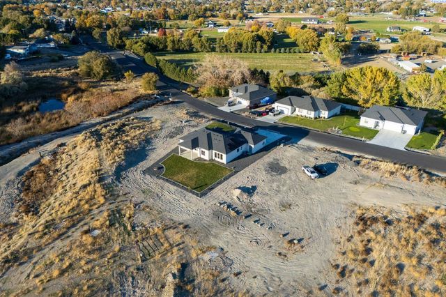 4090 Kingwood St, Kennewick, WA 99337