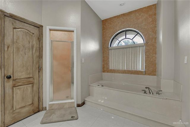 2431 Palm Circle Drive, Rio Grande City, TX 78582