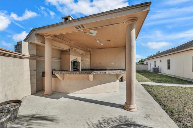 2431 Palm Circle Drive, Rio Grande City, TX 78582