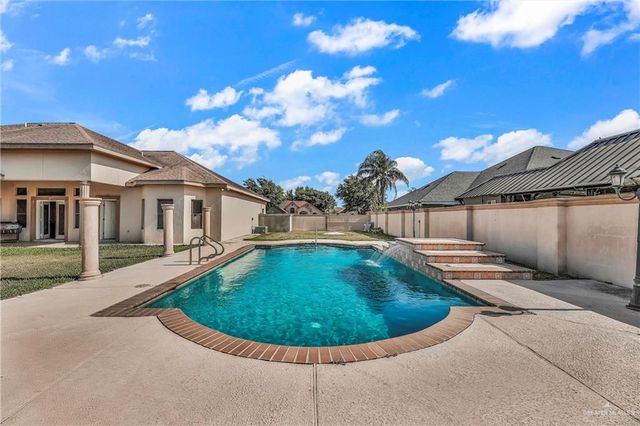 2431 Palm Circle Drive, Rio Grande City, TX 78582