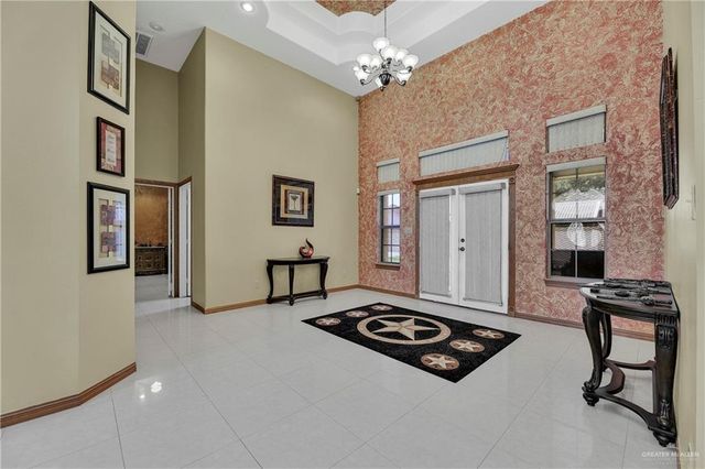 2431 Palm Circle Drive, Rio Grande City, TX 78582