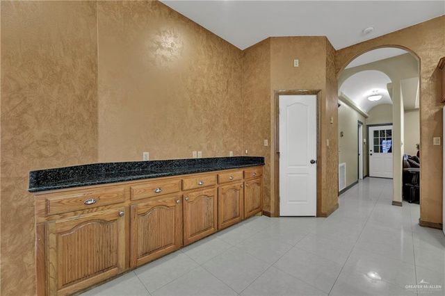 2431 Palm Circle Drive, Rio Grande City, TX 78582