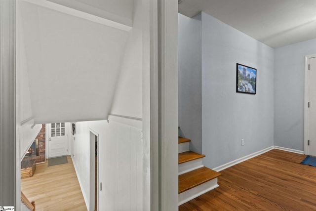 113 Abingdon Way, Greenville, SC 29615