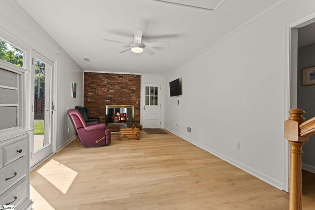 113 Abingdon Way, Greenville, SC 29615