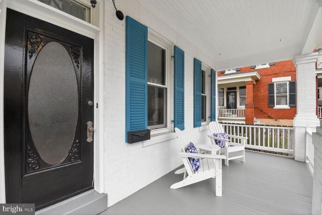 2322 37TH ST NW, Washington, DC 20007