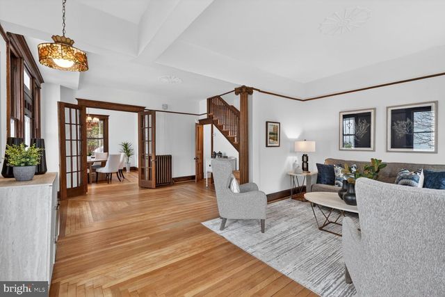 2322 37TH ST NW, Washington, DC 20007