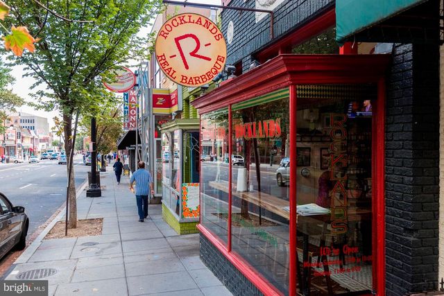 2322 37TH ST NW, Washington, DC 20007