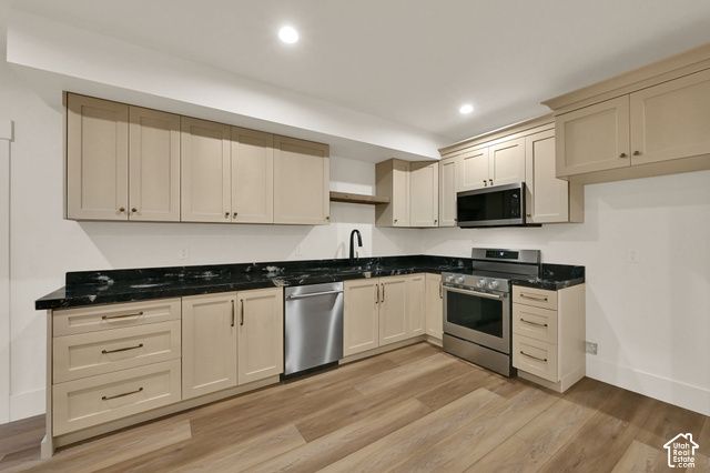 1627 S WILTSHIRE LN, Saratoga Springs, UT 84045