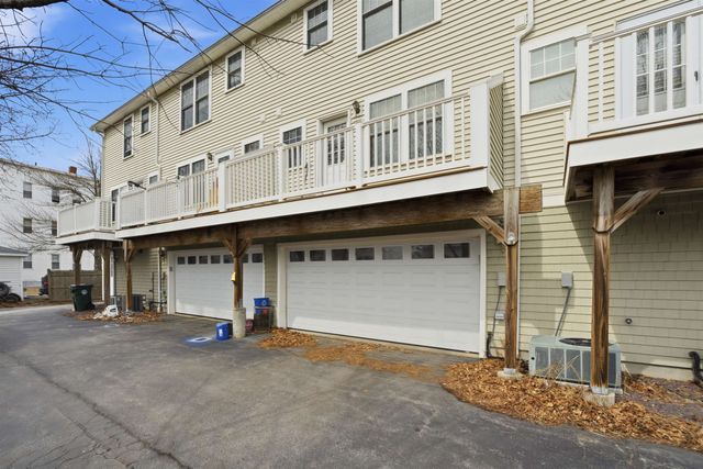 23 Krakow Avenue, Manchester, NH 03103