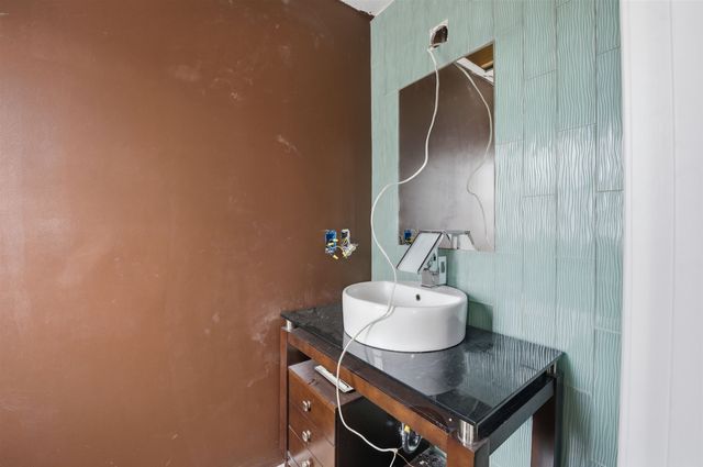 23 Krakow Avenue, Manchester, NH 03103