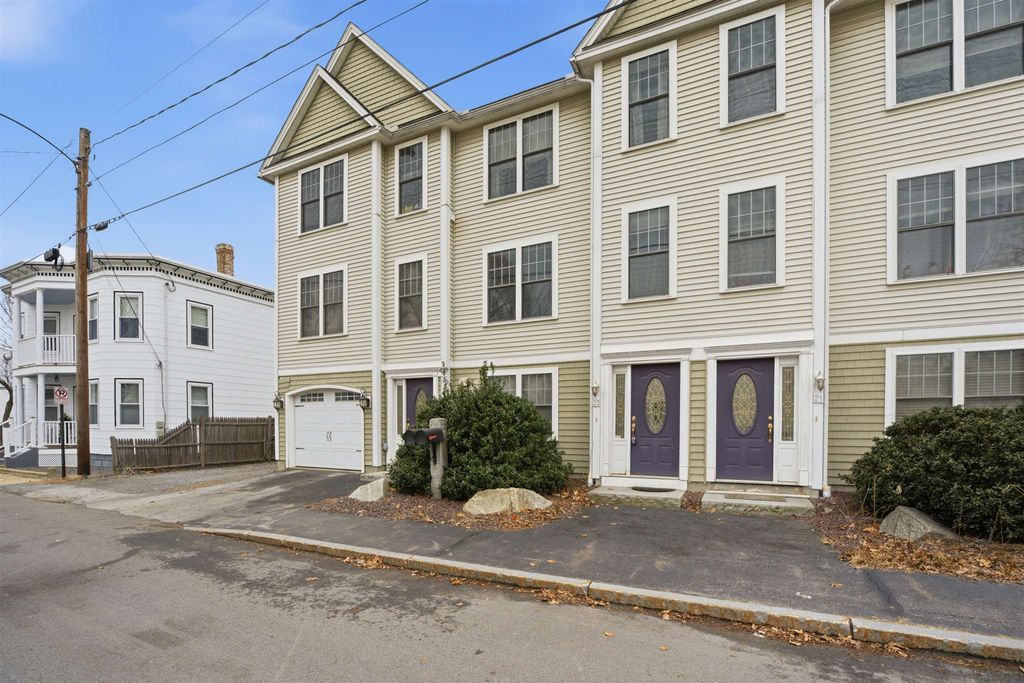 23 Krakow Avenue, Manchester, NH 03103