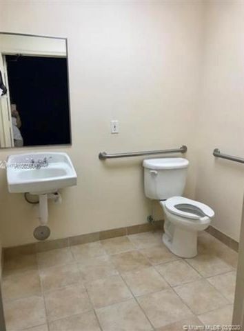 2061 NW 112th Ave 144, Sweetwater, FL 33172