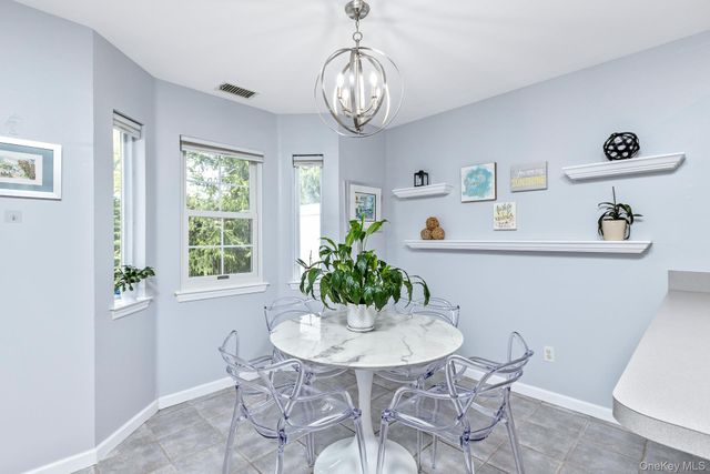 1 Plantation Drive, Hauppauge, NY 11788